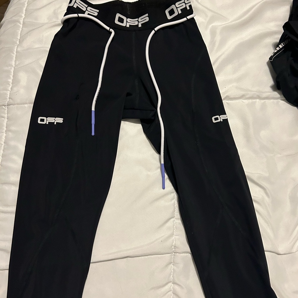 Off White Active Set - image 5